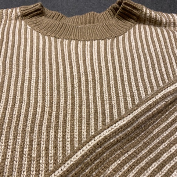 Oak and Fort knit sweater - Picture 2 of 3